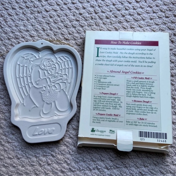 New 1995 Longaberger Pottery Angel Cookie Mold - Picture 2 of 5